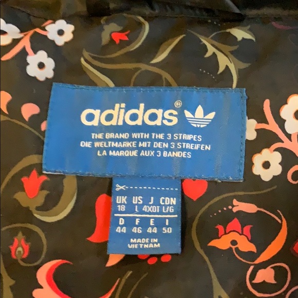 Adidas Originals Down Puffer Hooded Jacket - Picture 11 of 15